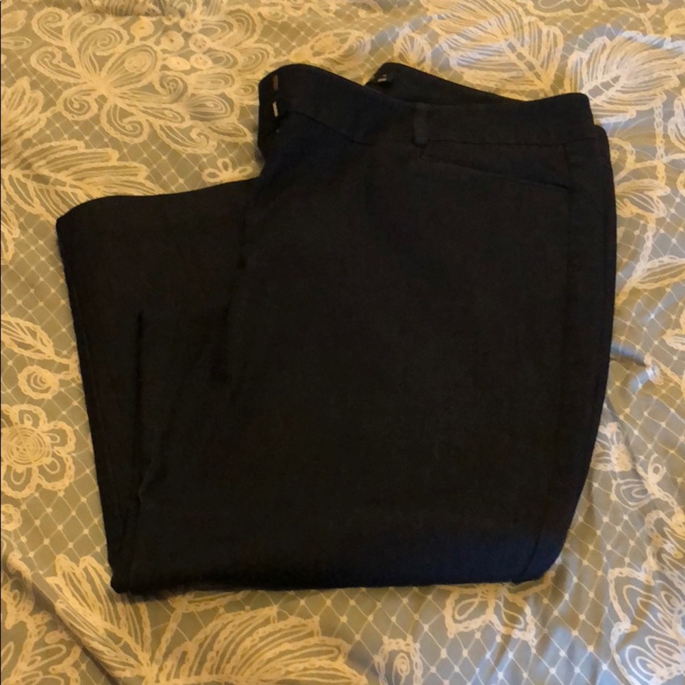 Capri dress pants.